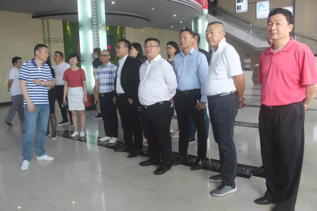 深圳市青年企業(yè)家聯(lián)合會(huì)、中小企家聯(lián)誼會(huì)走進(jìn)浙創(chuàng)科技